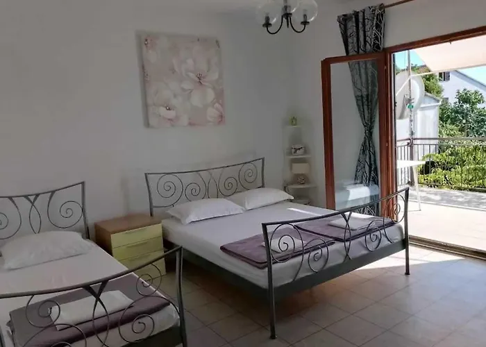 Chery Lejlighed Trogir